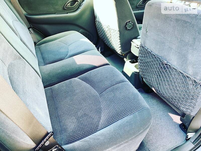 Позашляховик / Кросовер Mazda Tribute 2004 в Херсоні