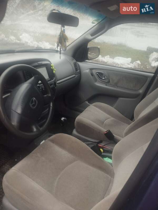 Внедорожник / Кроссовер Mazda Tribute 2001 в Гайсине