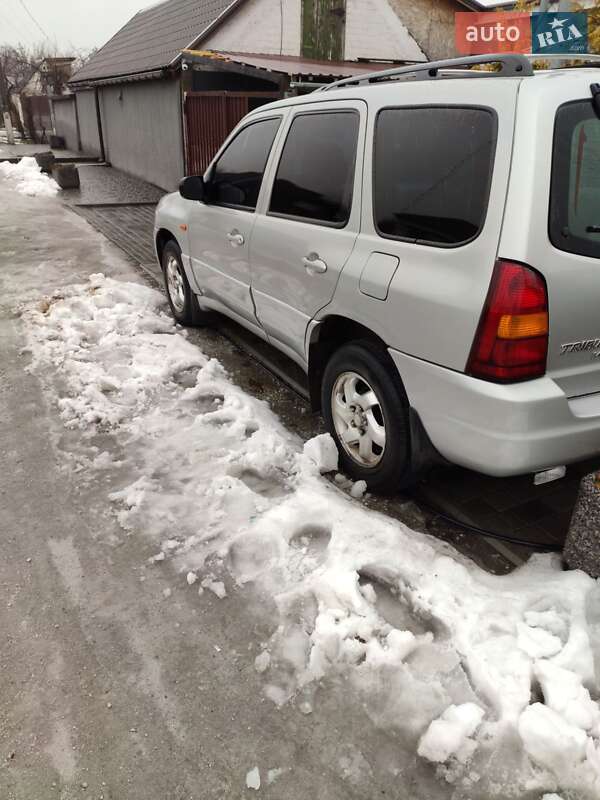 Позашляховик / Кросовер Mazda Tribute 2003 в Дніпрі