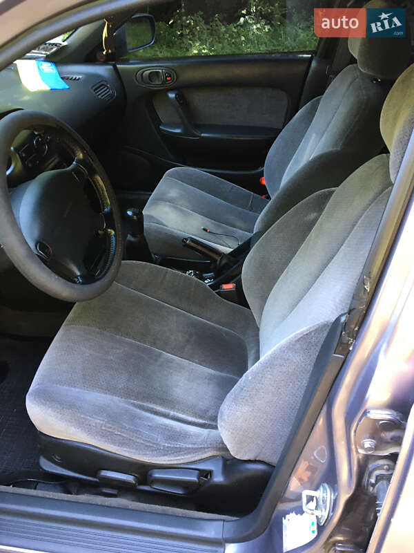 Седан Mazda Xedos 6 1995 в Львове