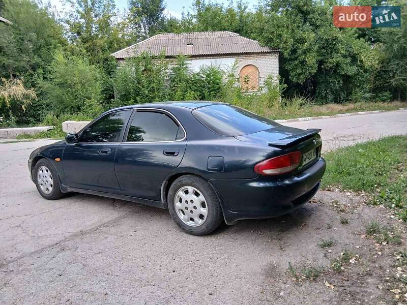 Седан Mazda Xedos 6 1994 в 
