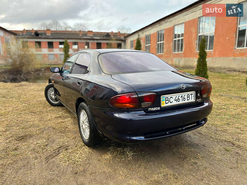 Седан Mazda Xedos 6 1998 в Дрогобыче