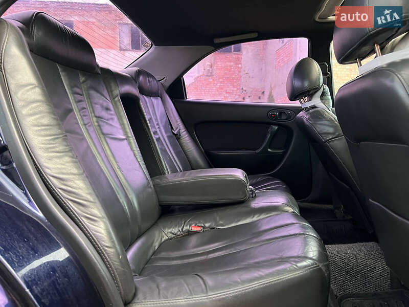 Седан Mazda Xedos 6 1998 в Дрогобыче
