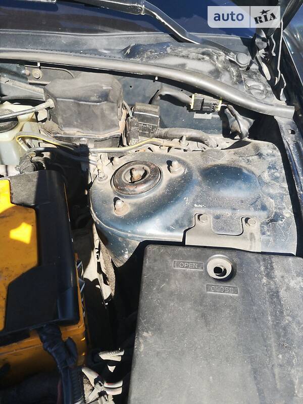 Седан Mazda Xedos 9 1996 в Броварах