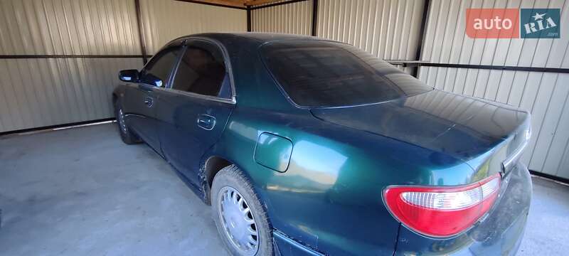 Седан Mazda Xedos 9 2000 в Хотине