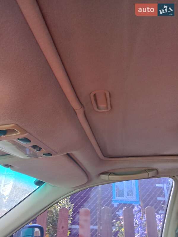 Седан Mazda Xedos 9 1995 в Чугуеве
