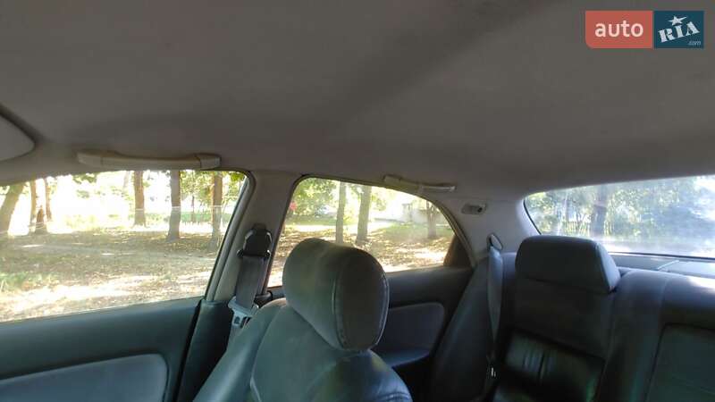 Седан Mazda Xedos 9 1995 в Святопетрівське