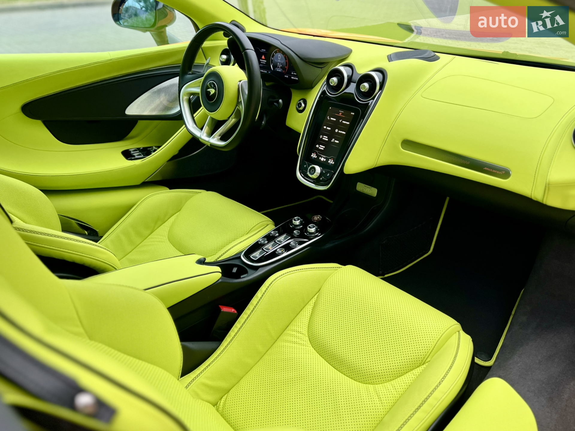 2019 McLaren GT - мініатюра 39