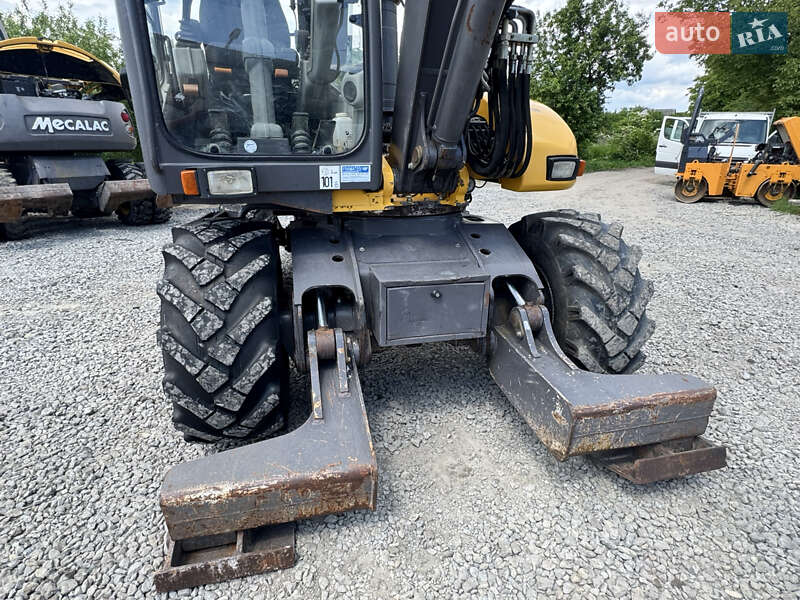 Колісний екскаватор Mecalac 12MXT 2010 в Недобоївцях
