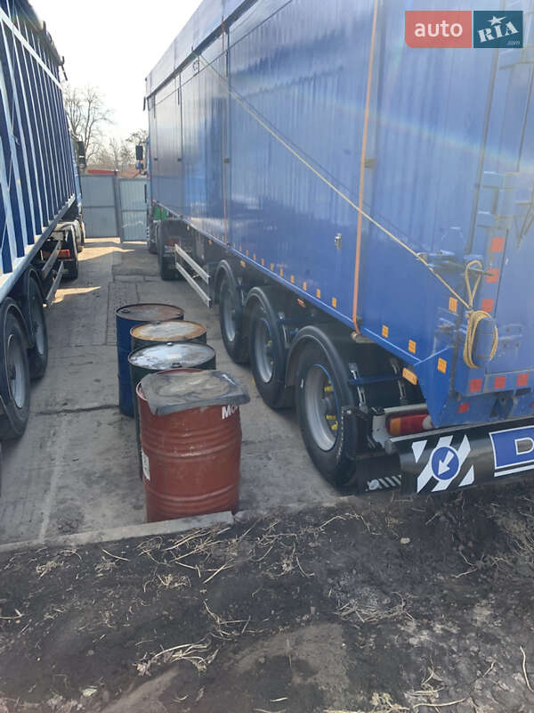 Зерновоз - полуприцеп MEGA BPW 2006 в Ярмолинцах