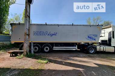 Зерновоз - полуприцеп MEGA MNL 2014 в Кривом Роге