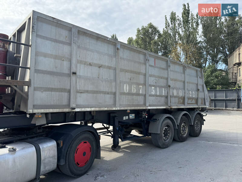 Самосвал полуприцеп MEGA MNW 2007 в Днепре