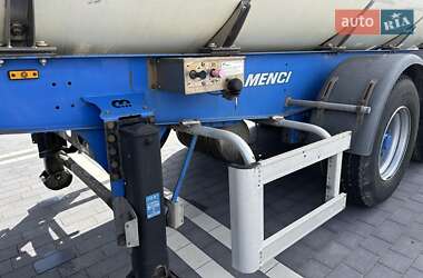 Цистерна полуприцеп Menci SA 2008 в 