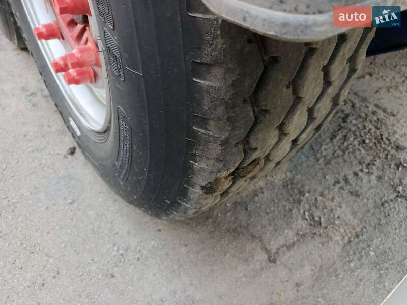 Цистерна полуприцеп Menci SA 2008 в Одессе