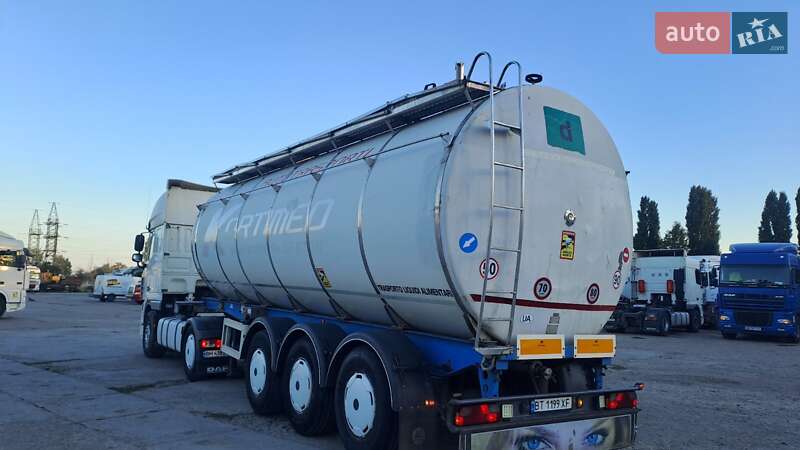Цистерна полуприцеп Menci SA 2008 в Одессе фото 7 Цистерна полуприцеп Menci SA 2008 в Одессе