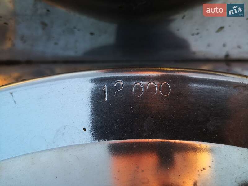 Цистерна напівпричіп Menci SA 2014 в Кам'янському