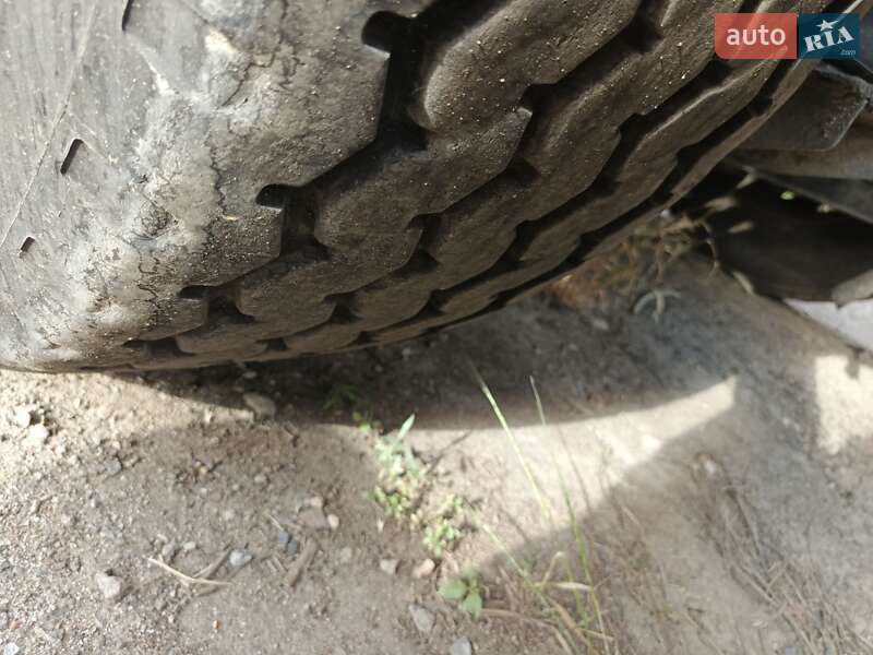 Цистерна полуприцеп Menci SA 2009 в Одессе