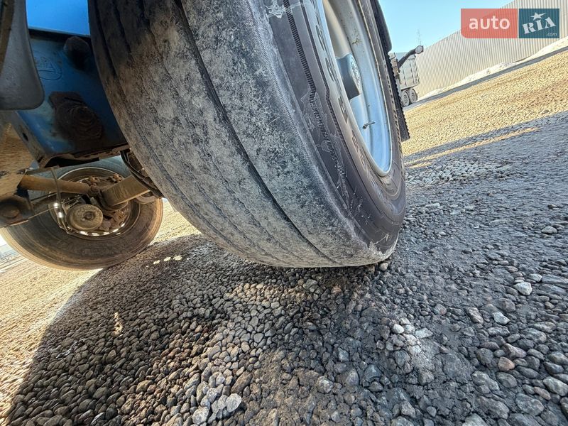 Цистерна полуприцеп Menci SA 2007 в Нежине