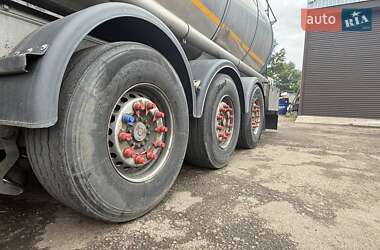 Цистерна полуприцеп Menci SL 2000 в 