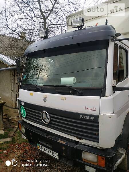 Mercedes-Benz 1320 1324