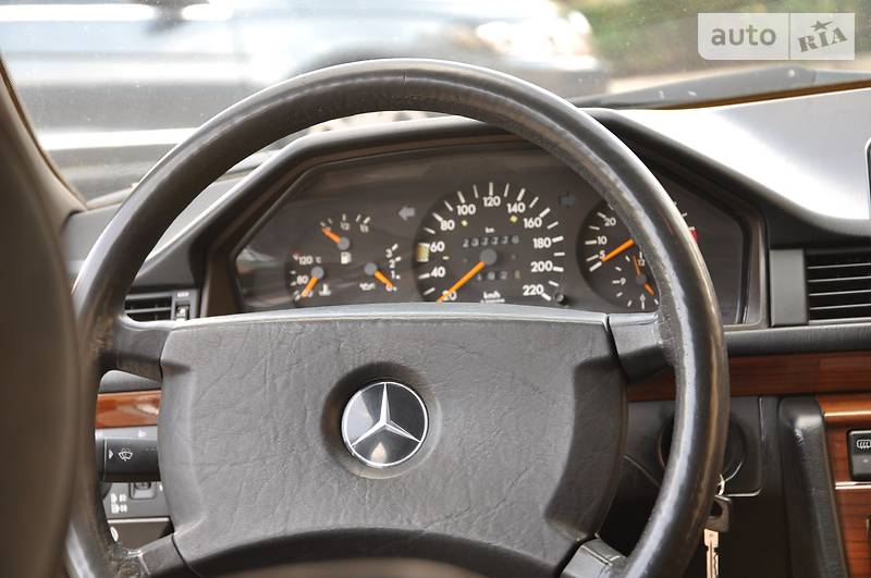 Универсал Mercedes-Benz 190 1991 в Киеве