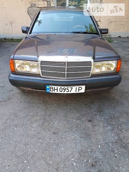 Седан Mercedes-Benz 190 1992 в Черноморске