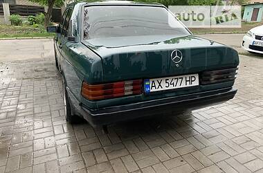 Седан Mercedes-Benz 190 1984 в Запорожье
