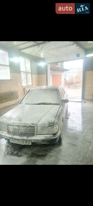 Седан Mercedes-Benz 190 1993 в Межгорье