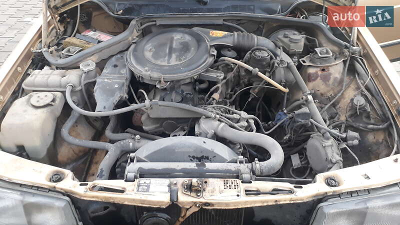 Седан Mercedes-Benz 190 1991 в Ужгороде
