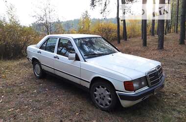 Седан Mercedes-Benz 190 1984 в Житомире