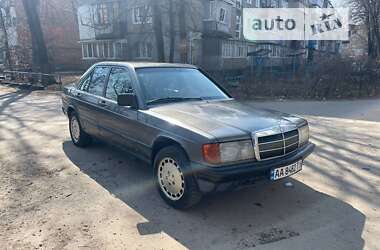 Седан Mercedes-Benz 190 1988 в Полтаве