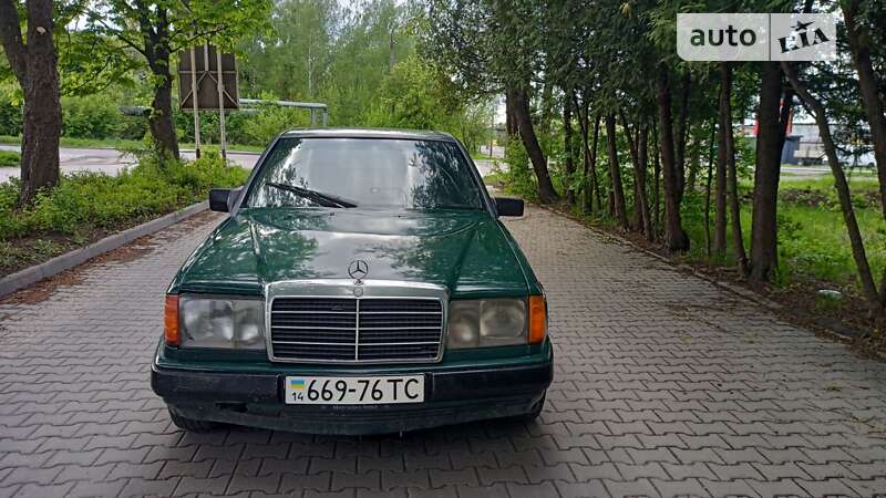 Седан Mercedes-Benz 190 1988 в Луцке