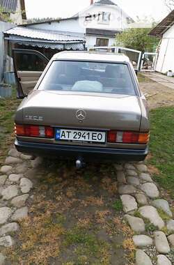 Седан Mercedes-Benz 190 1987 в Івано-Франківську