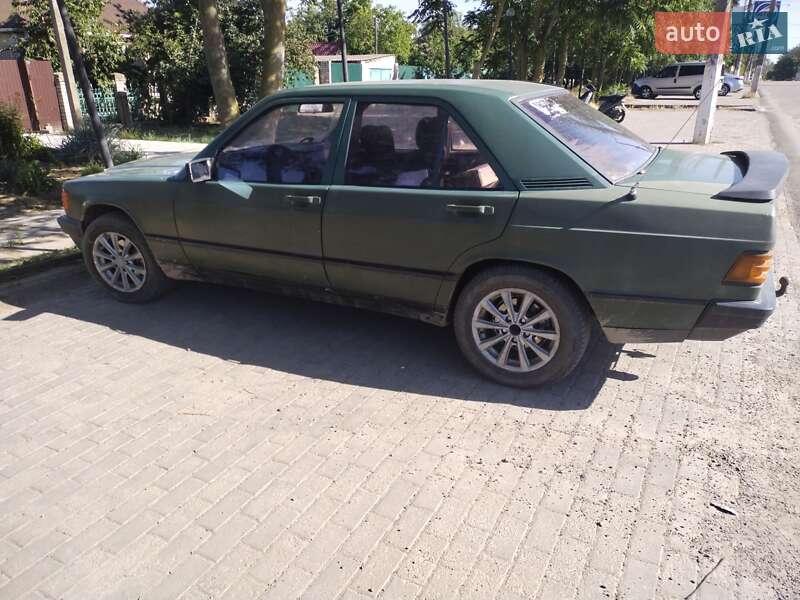 Седан Mercedes-Benz 190 1987 в Николаеве
