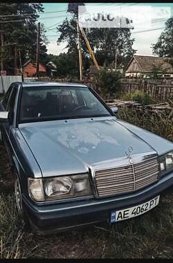 Седан Mercedes-Benz 190 1990 в Гадячі