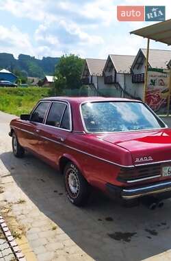 Седан Mercedes-Benz 190 1982 в Чернівцях