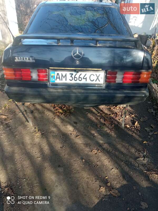 Седан Mercedes-Benz 190 1988 в Радомышле