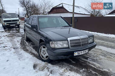 Седан Mercedes-Benz 190 1988 в Бобровице