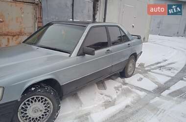 Седан Mercedes-Benz 190 1988 в 