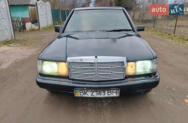 Седан Mercedes-Benz 190 1989 в Березному