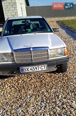 Седан Mercedes-Benz 190 1988 в Подволочиске