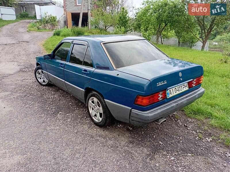 Седан Mercedes-Benz 190 1991 в Тараще