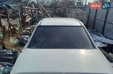 Седан Mercedes-Benz 190 1985 в 