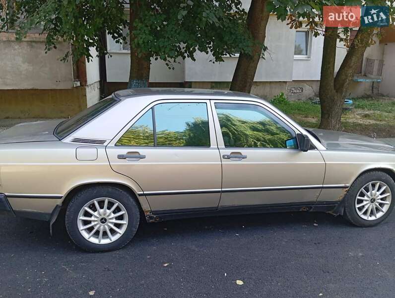 Седан Mercedes-Benz 190 1987 в Бережанах фото 4 Седан Mercedes-Benz 190 1987 в Бережанах