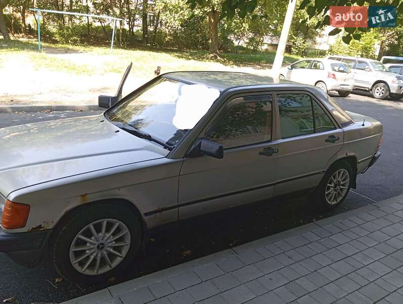 Седан Mercedes-Benz 190 1987 в Бережанах фото 3 Седан Mercedes-Benz 190 1987 в Бережанах