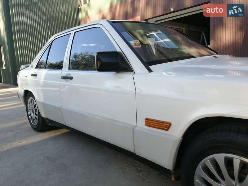 Седан Mercedes-Benz 190 1992 в Славуте