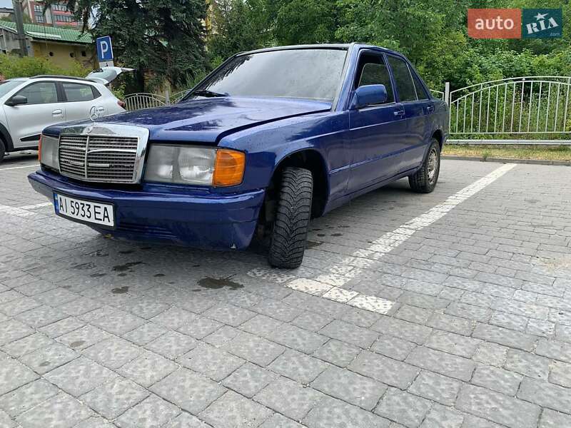 Mercedes-Benz 190 1986