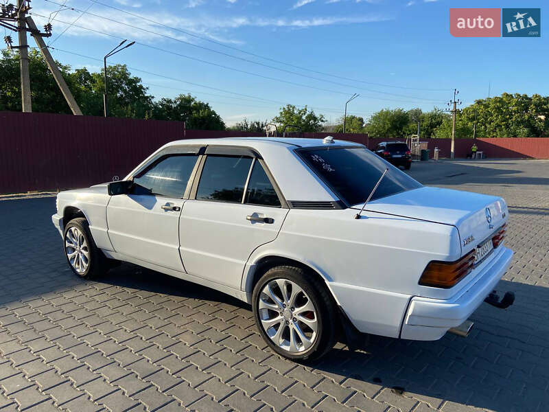 Седан Mercedes-Benz 190 1990 в Одессе фото 8 Седан Mercedes-Benz 190 1990 в Одессе