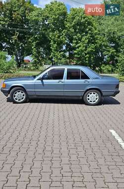 Седан Mercedes-Benz 190 1986 в Миргороді