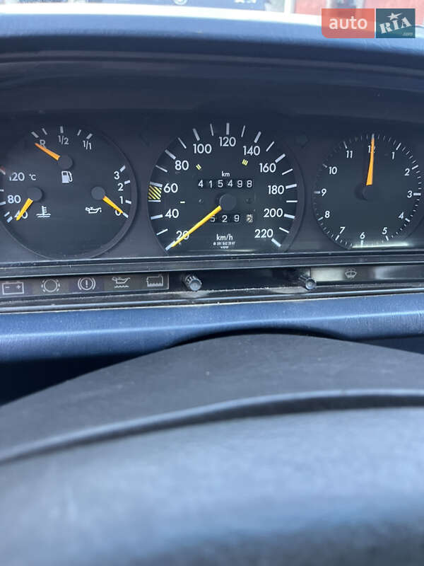 Седан Mercedes-Benz 190 1992 в Збараже